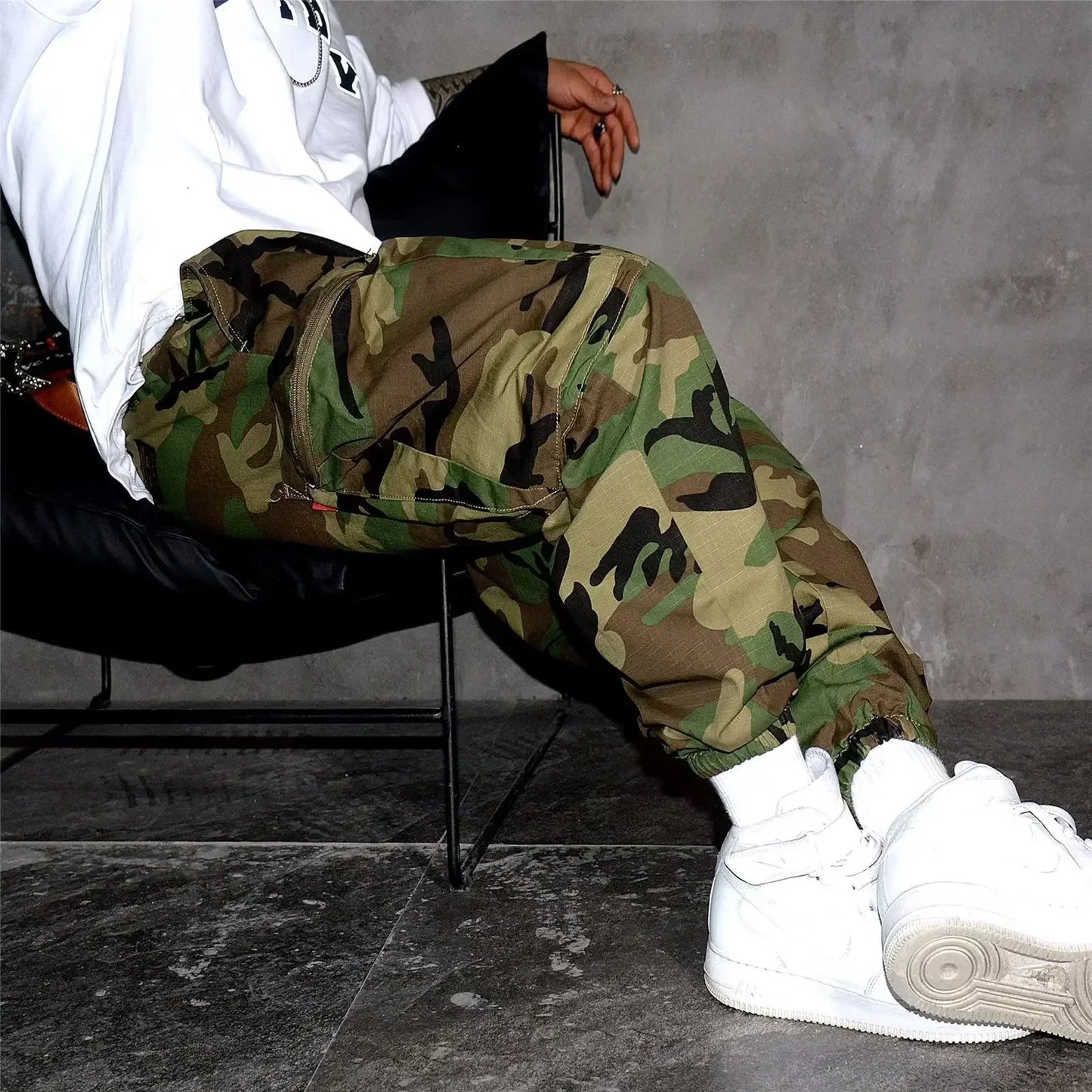 Tactical Terrain Cargo Pants™ – Camouflage Utility Meets Streetwear